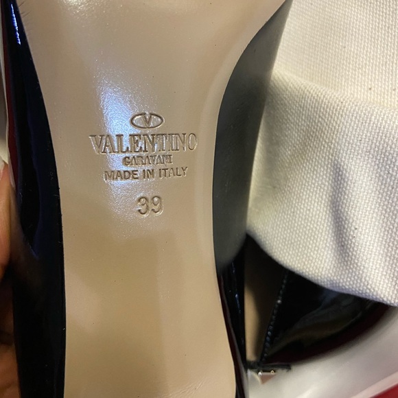 VALENTINO Leather Stiletto Pump - Picture 8 of 12